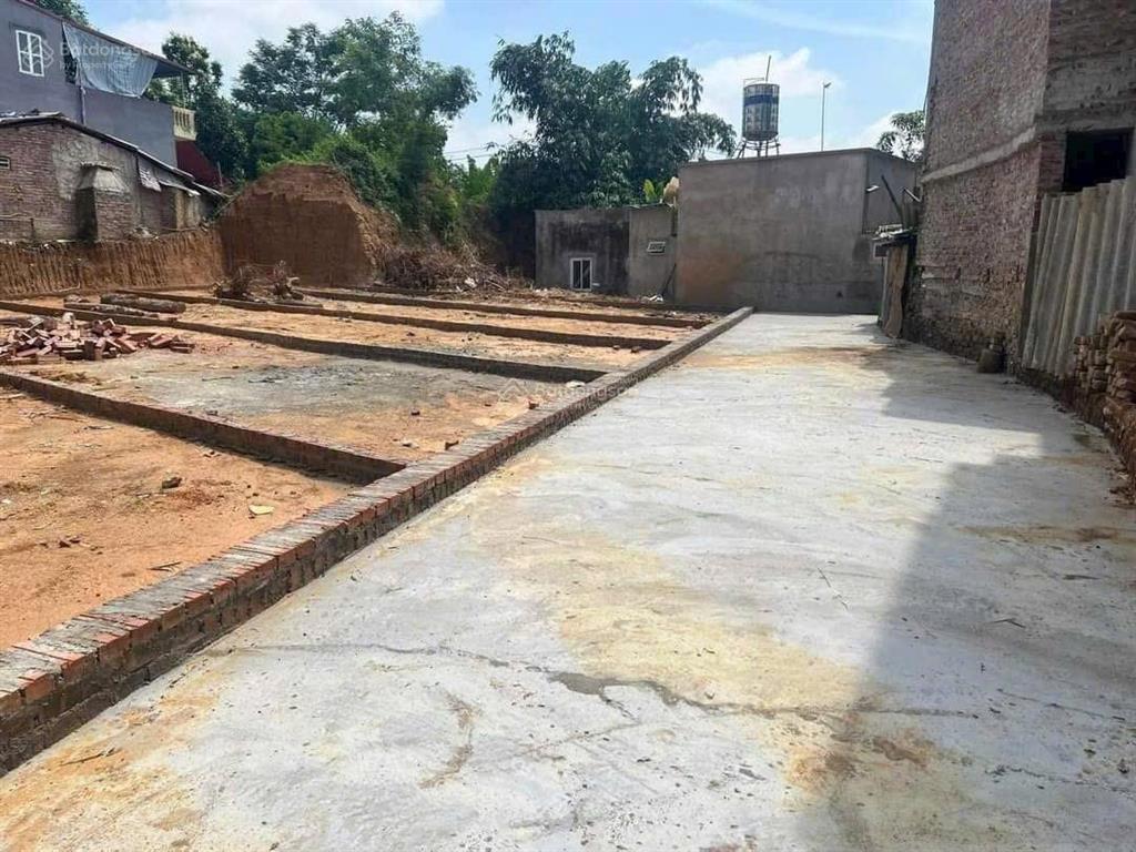 Bán 1 lô duy nhất lô đất 3.xxx tỷ . anh em nhanh lên mua ngay kèo hết cơ hội  đất xóm mít, cổ loa