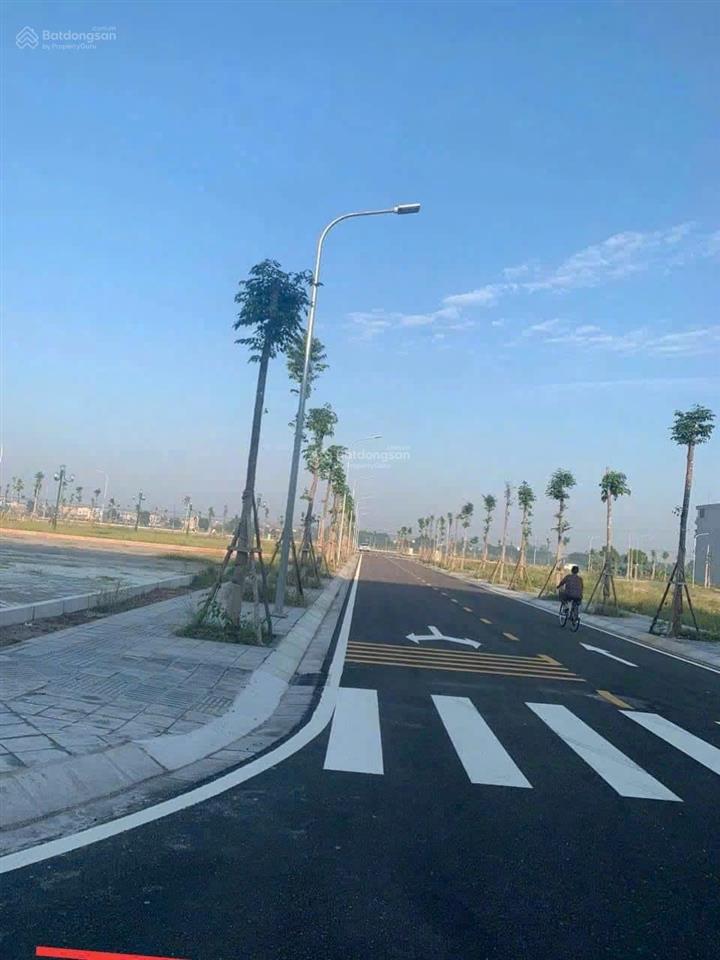 Bán đất tái định cư bộ công an mai lâm vị trí đẹp sổ đỏ chính chủ dt 56m2