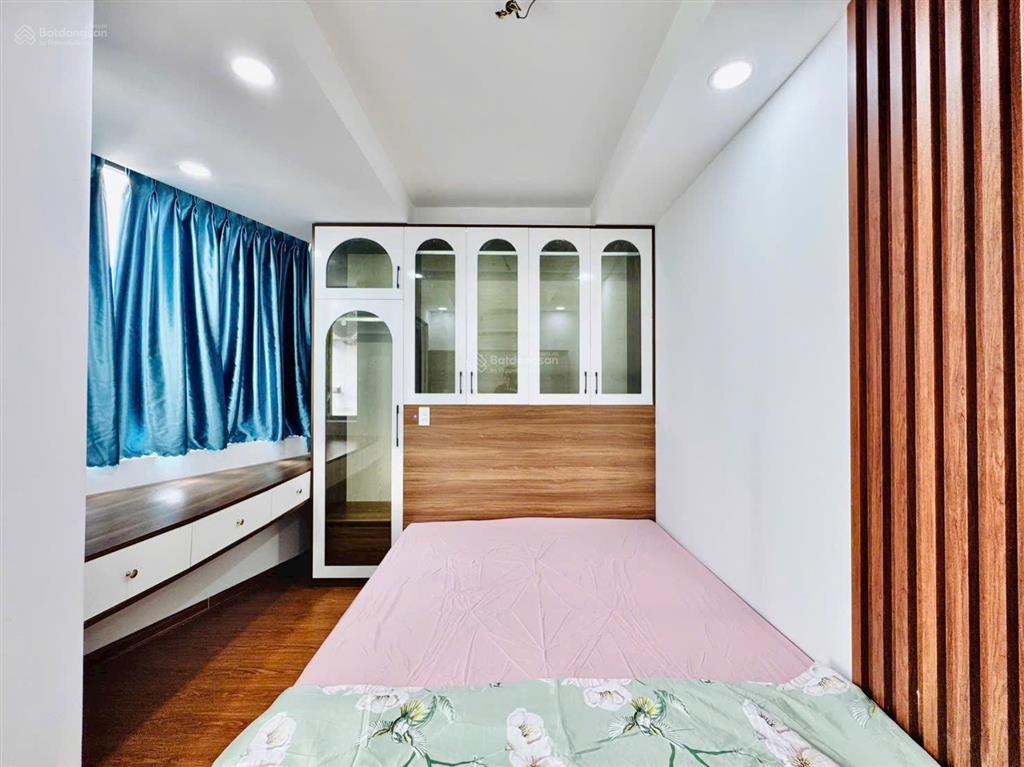 Nhà mới full nội thất đường oto thông trần bá giao