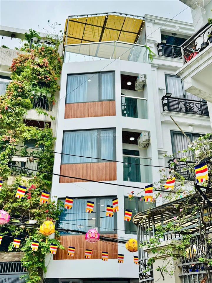 Nhà mới full nội thất đường oto thông trần bá giao