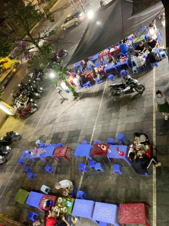 Cho thuê nhà mặt phố, mặt đường 7 quang trung hà đông