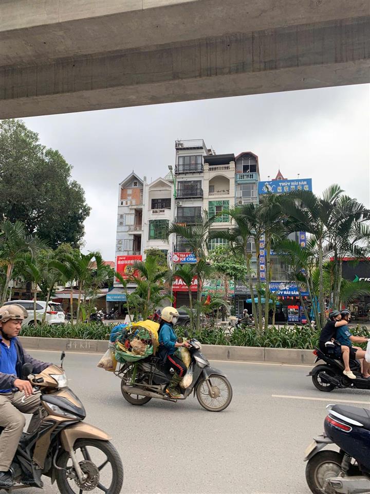 Cho thuê nhà mặt phố, mặt đường 7 quang trung hà đông