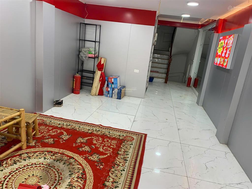 Cho thuê nhà mặt phố, mặt đường 7 quang trung hà đông