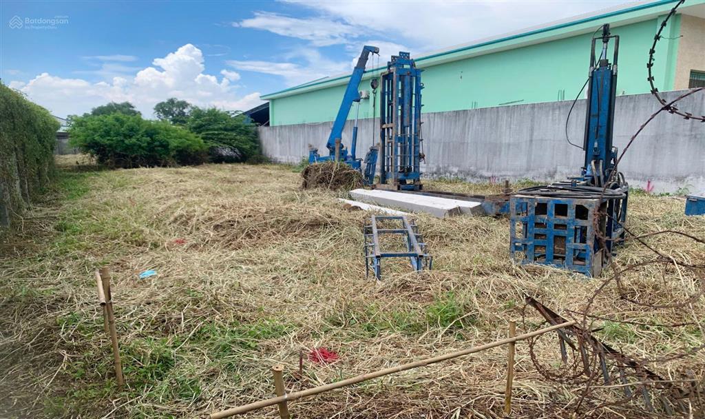 Bán nhà mặt tiền lô góc nguyễn đình kiên