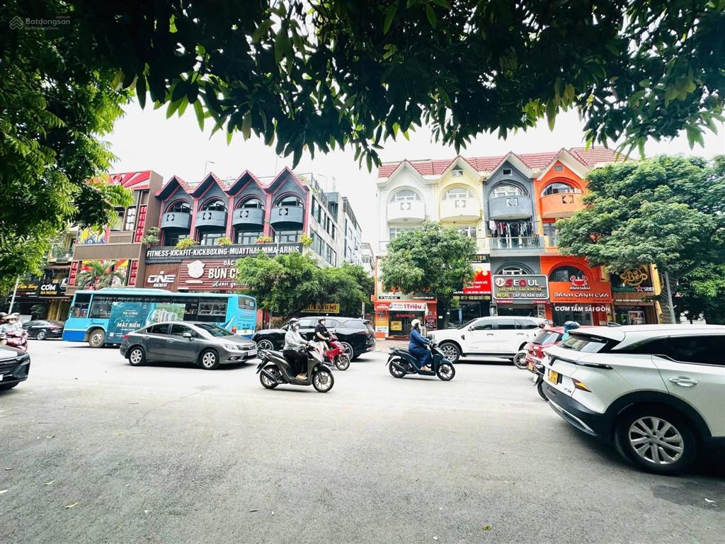 Bán nhà phân lô mỗ lao, hà đông, 52m², 2 mặt ngõ ô tô, nở hậu, gần metro hơn 10 tỷ đồng