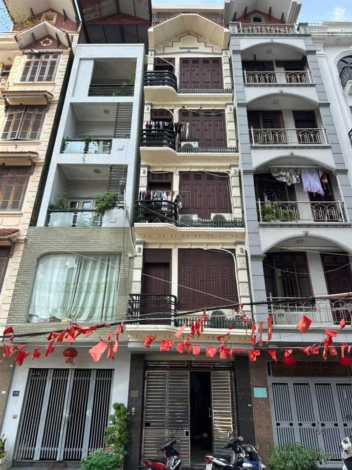 Chính chủ anh hưng bán nhà 2 mặt ngõ đường phùng khoang ngay đại học hà nội 230tr/m2 60m2
