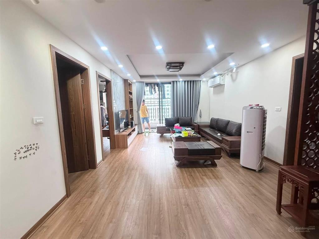 Chính chủ cần bán gấp căn chung cư cao cấp ngoại giao đoàn tây hồ 110m 3n 2vs 10,3 tỷ full nội thất