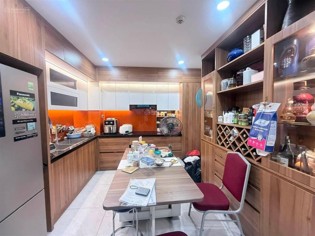 Chính chủ cần bán gấp căn chung cư cao cấp ngoại giao đoàn tây hồ 110m 3n 2vs 10,3 tỷ full nội thất
