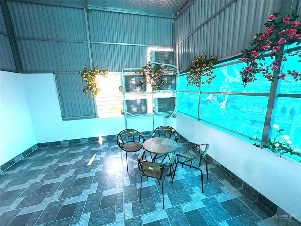Cho thuê nhà văn cao  liễu giai 6 tầng thang máy 55m 7 phòng ngủ khép kín 25 triệu/tháng