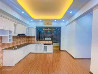 Bán căn hộ chung cư phùng khoang 95m2 3 ngủ 2vs 5,5 tỷ thương lượng