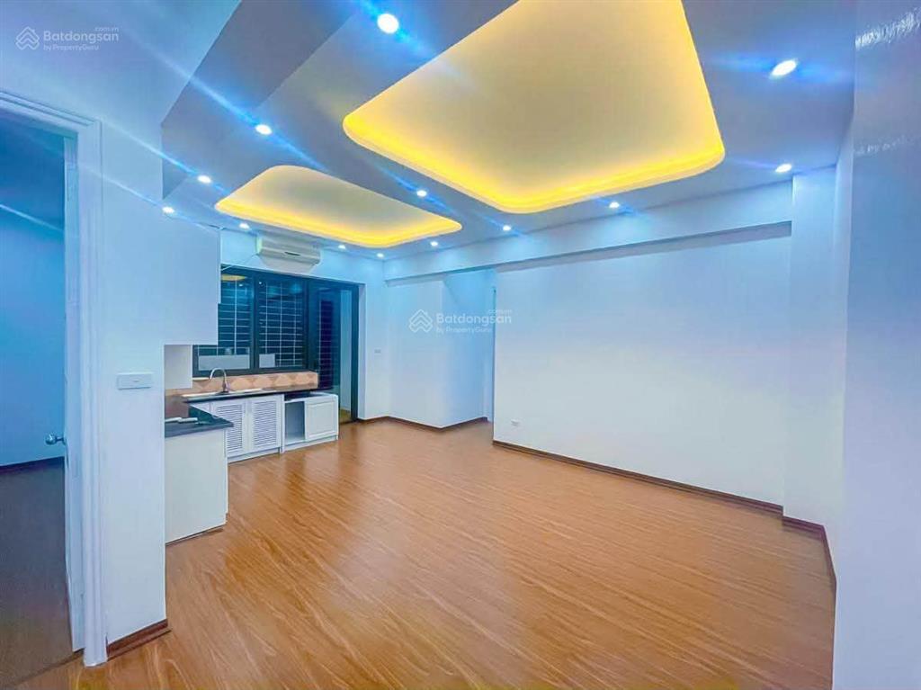 Bán căn hộ chung cư phùng khoang 95m2 3 ngủ 2vs 5,5 tỷ thương lượng