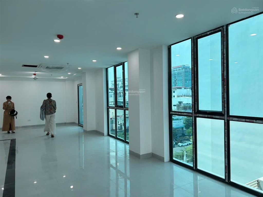 Vip ba đình bán tòa văn phòng lô góc la thành 106mx9x6mt thang máy thông sàn gara 54tỷ 0982 685 ***