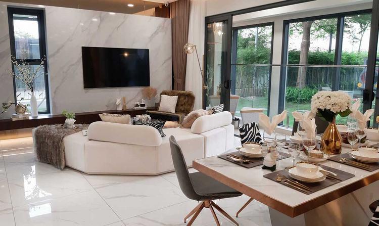 Suất ngoại giao  2pn(62m2)  tặng 5 chỉ vàng  giá 2.9 tỷ chỉ 50tr/m2 full nội thất  giá tốt nhất