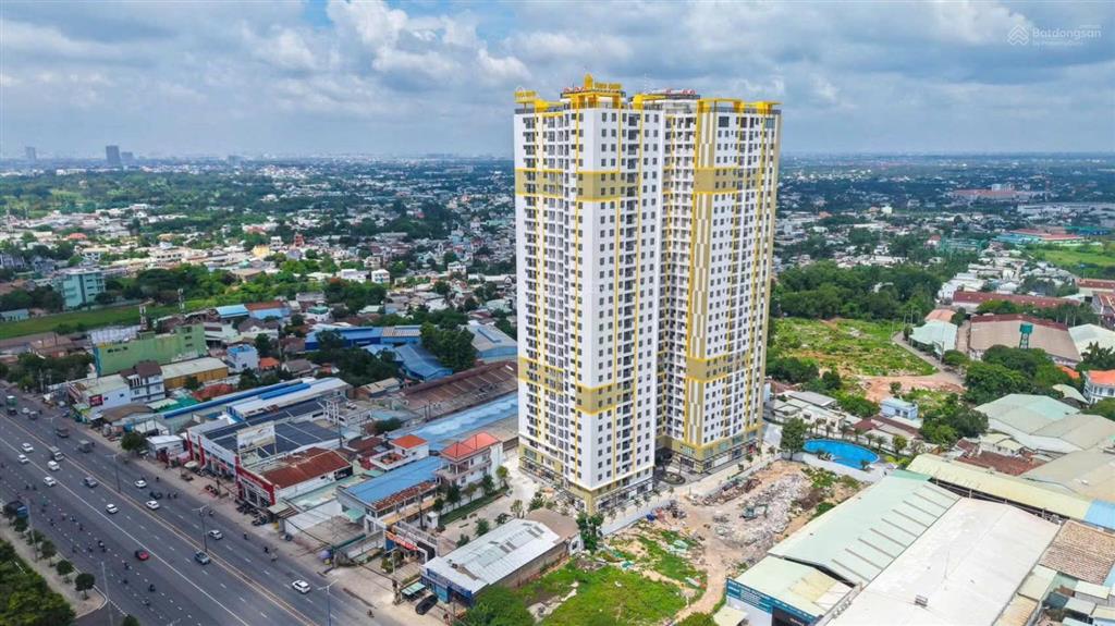 Bán căn hộ 2pn + 2wc tại diamond boulevard, 56m2 thanh toán 640 triệu nhận nhà ở ngay.