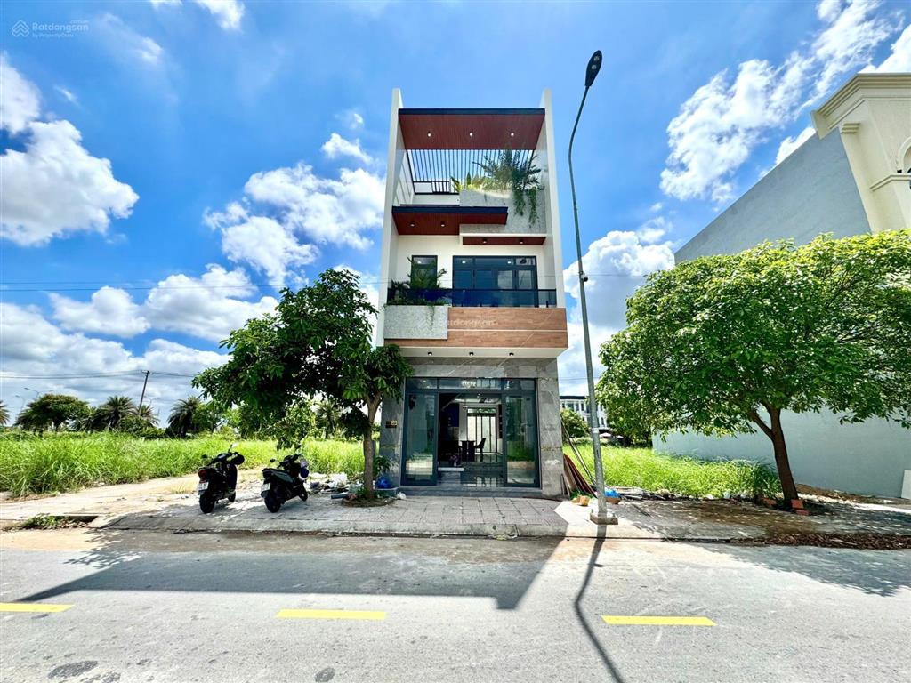 Bán nhà mới đẹp đầy đủ nội thất kdc the sol city, xã phước lý