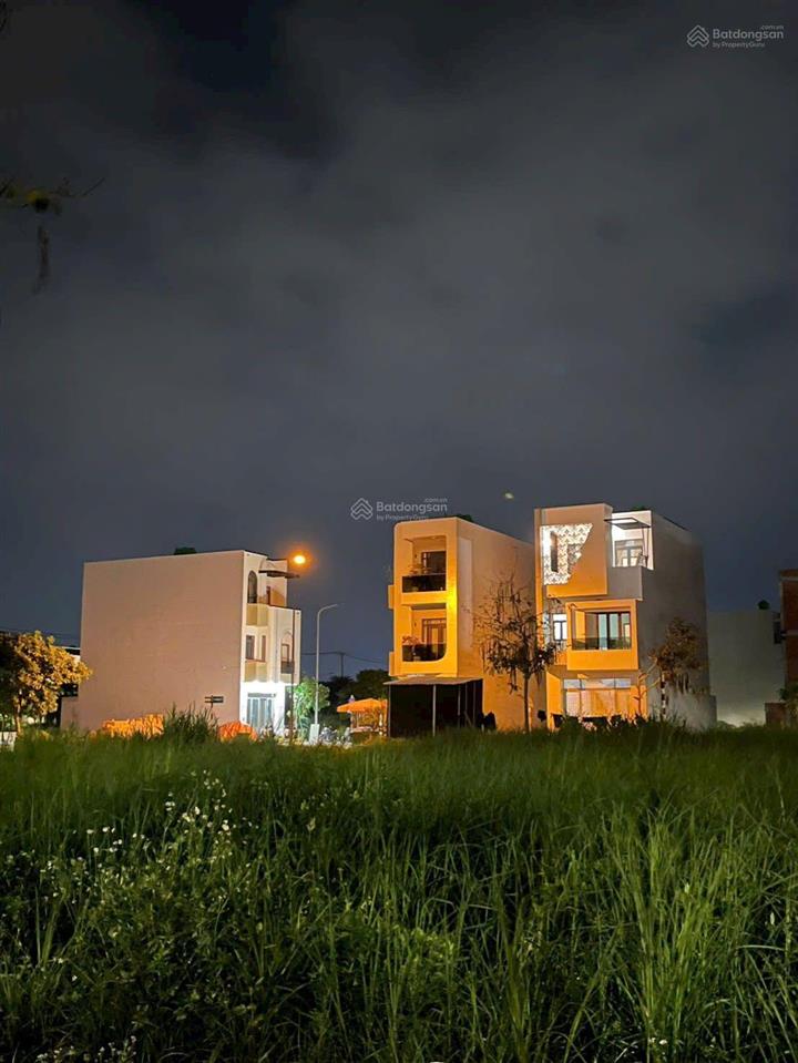 Bán nhà mới vào ở ngay khu the sol city