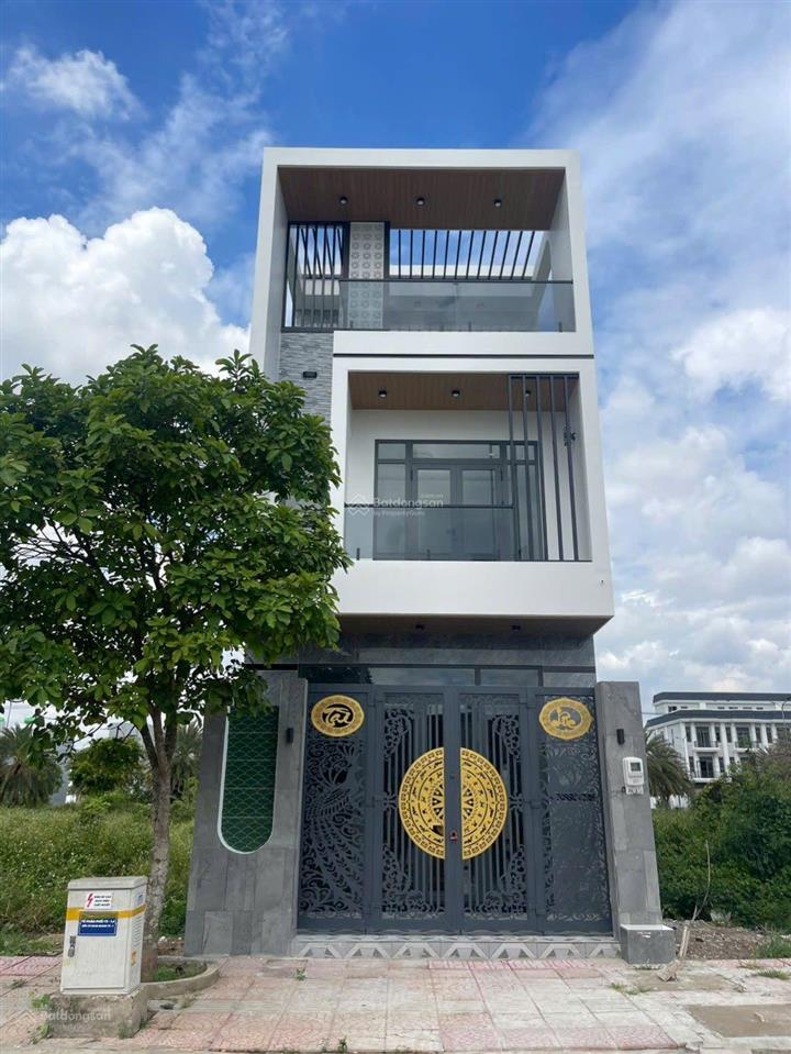 Bán nhà mới vào ở ngay khu the sol city