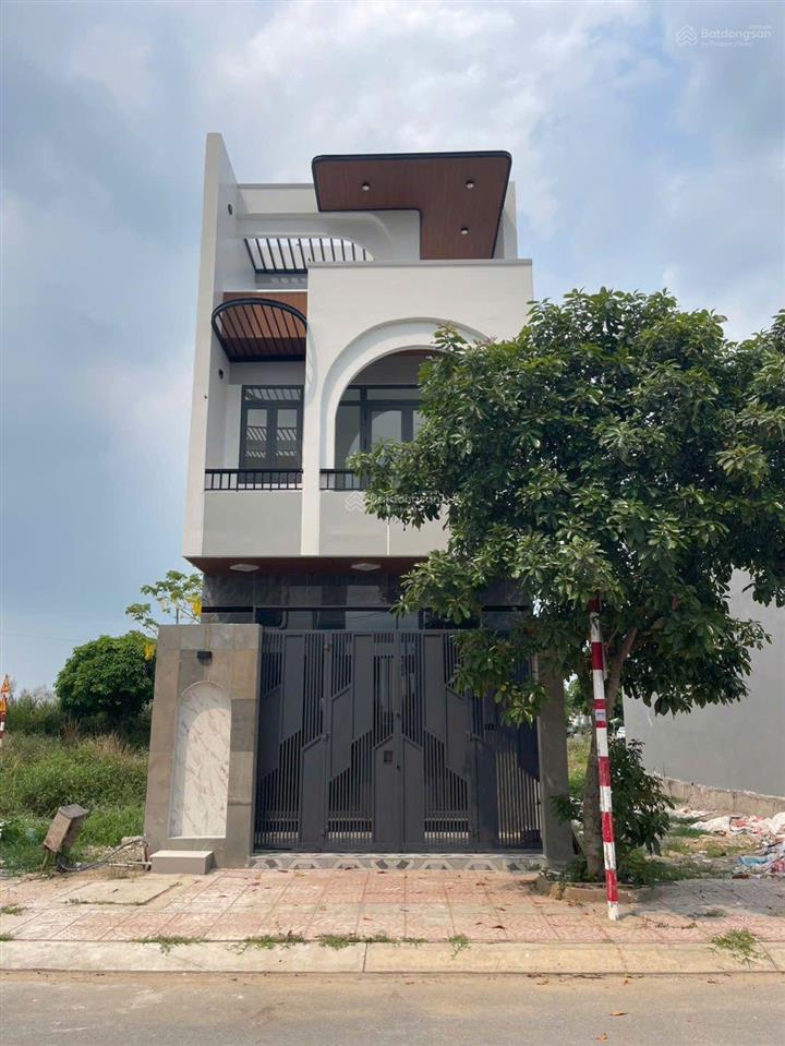 Bán nhà mới vào ở ngay khu the sol city