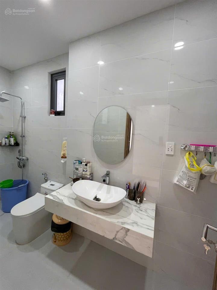 Bán nhà góc 2 mặt tiền kdc the sol city 4,550 tỷ