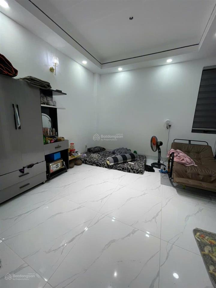 Bán nhà góc 2 mặt tiền kdc the sol city 4,550 tỷ