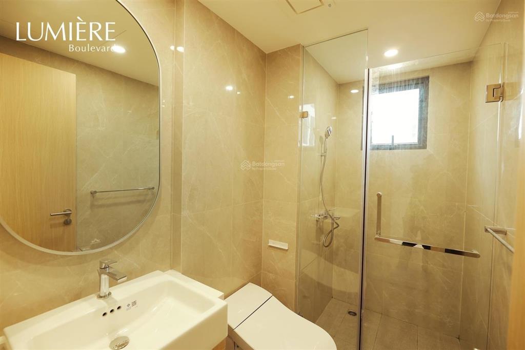 Căn góc 2pn lumiere boulevard 4,57 tỷ | đông nam