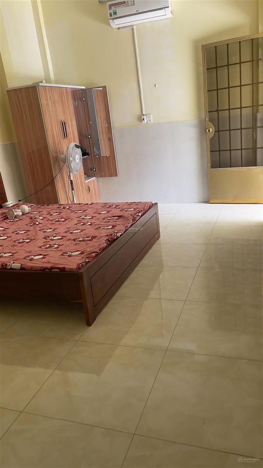 Cho thuê nhà nguyên căn tại 188 dương vân nga, phường vĩnh hải, tp nha trang, gần bờ biển hòn chồng