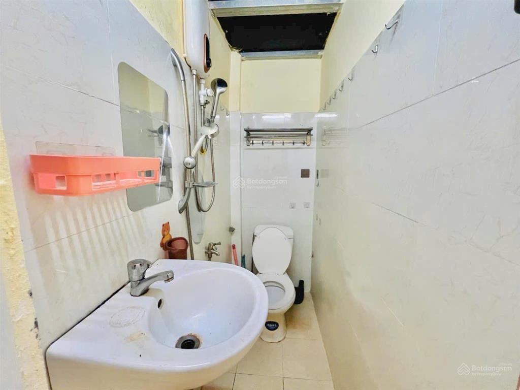 Cho thuê nhà nguyên căn tại 188 dương vân nga, phường vĩnh hải, tp nha trang, gần bờ biển hòn chồng