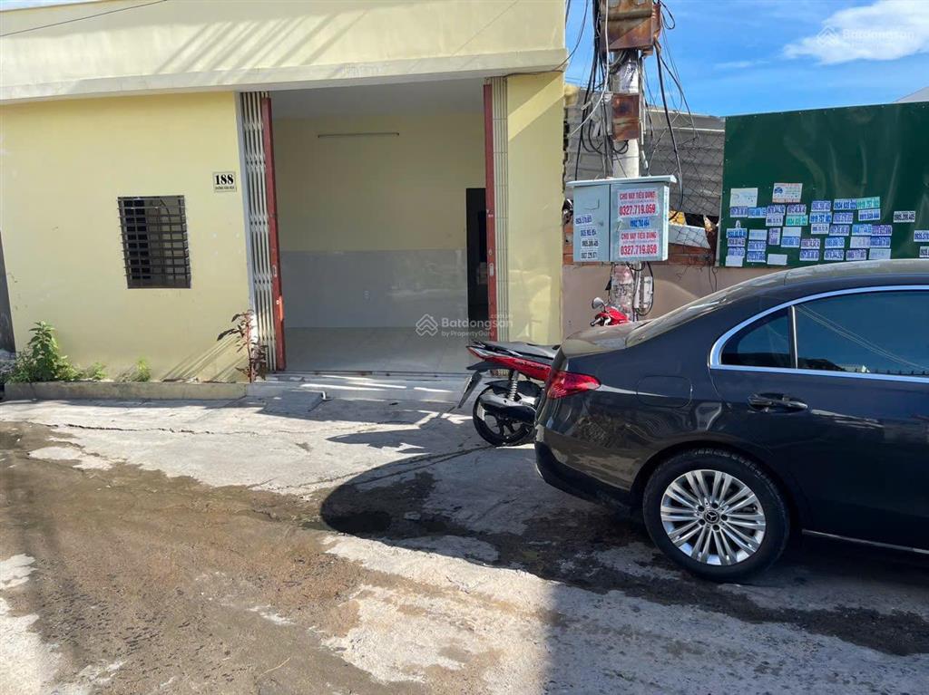 Cho thuê nhà nguyên căn tại 188 dương vân nga, phường vĩnh hải, tp nha trang, gần bờ biển hòn chồng