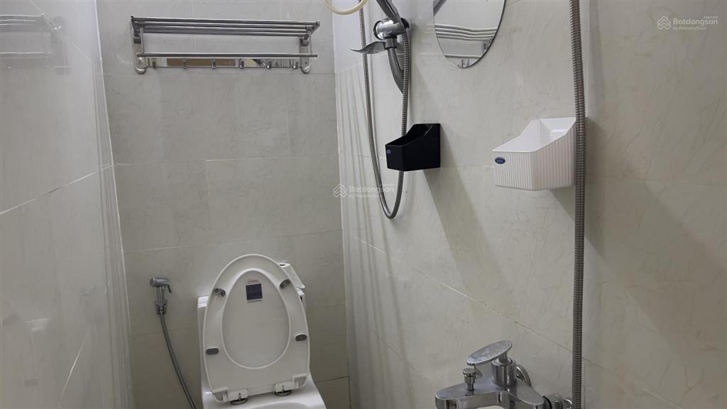 Cho thuê nhà nguyên căn 3 phòng ngủ máy lạnh đầy đủ nội thất tại phường bắc nha trang có chỗ đậu xe