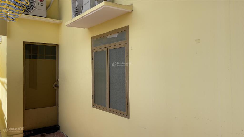 Cho thuê nhà nguyên căn 3 phòng ngủ máy lạnh đầy đủ nội thất tại phường bắc nha trang có chỗ đậu xe
