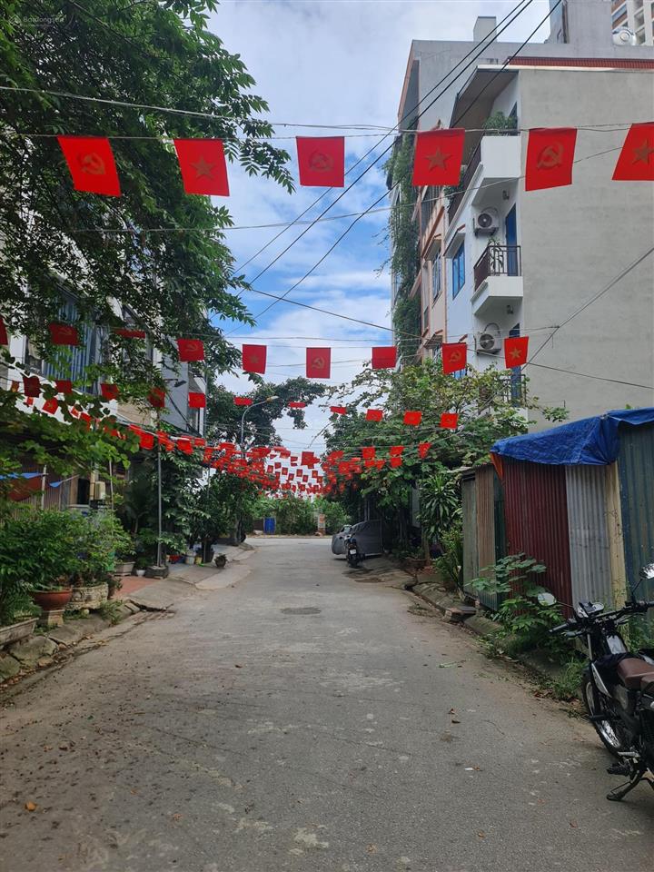 Bán đất dịch vụ khu b yên nghĩa  mặt tiền 4,8m  giá 10 tỷ