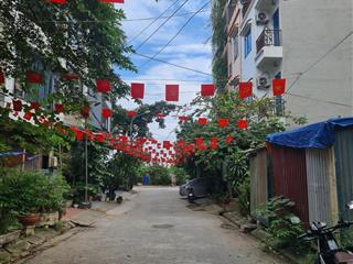 Bán đất dịch vụ khu b yên nghĩa  mặt tiền 4,8m  giá 11 tỷ