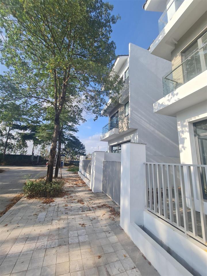 Biệt thự nam cường  sol lake villa  view công viên cây đàn  giá 26 tỷ