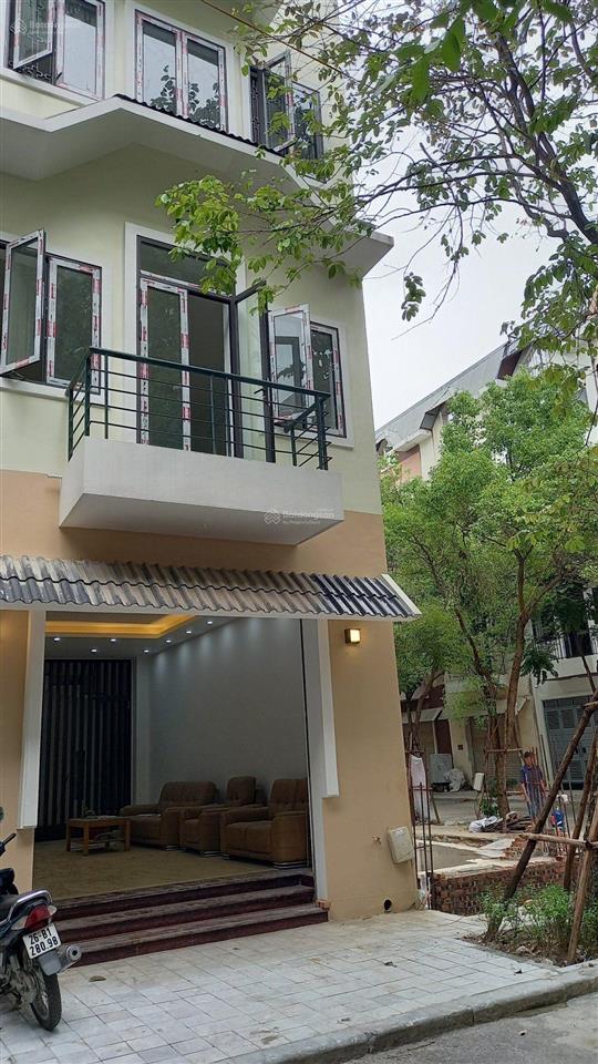 17,9 tỷ  liền kề 100m2  2 mặt đường  hoàn thiện full  hướng đông nam