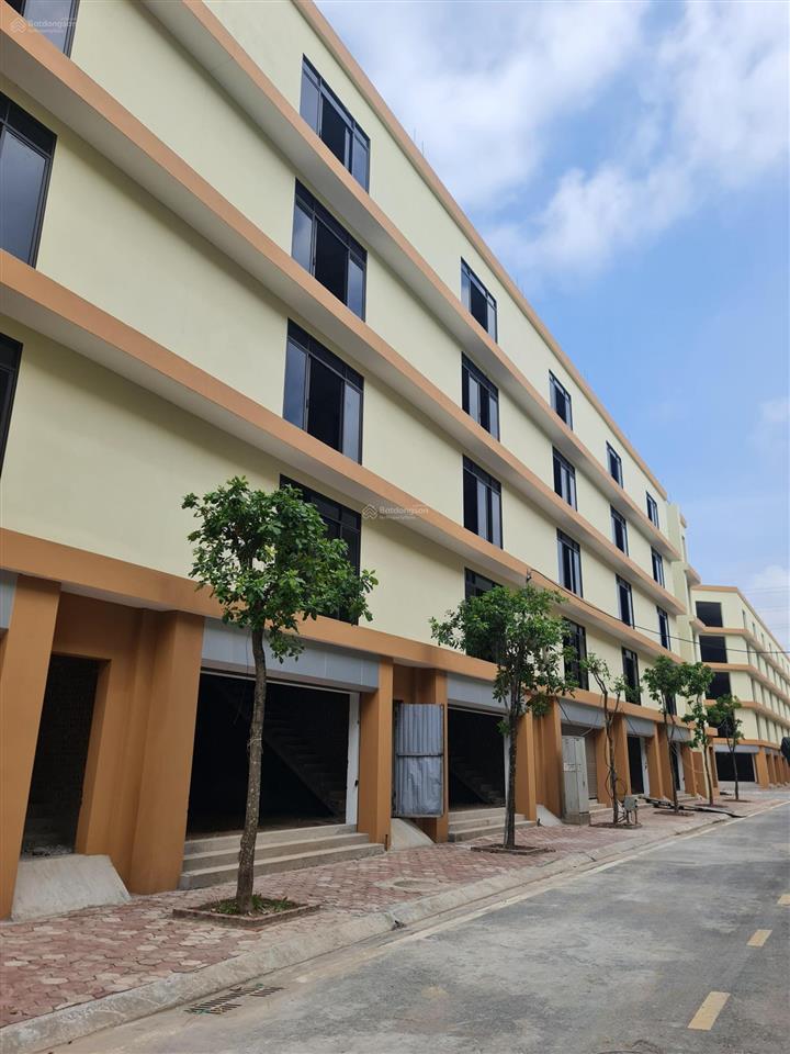 Cho thuê kho, nhà xưởng 750 m2, 130 nghìn / m2 tại đông la