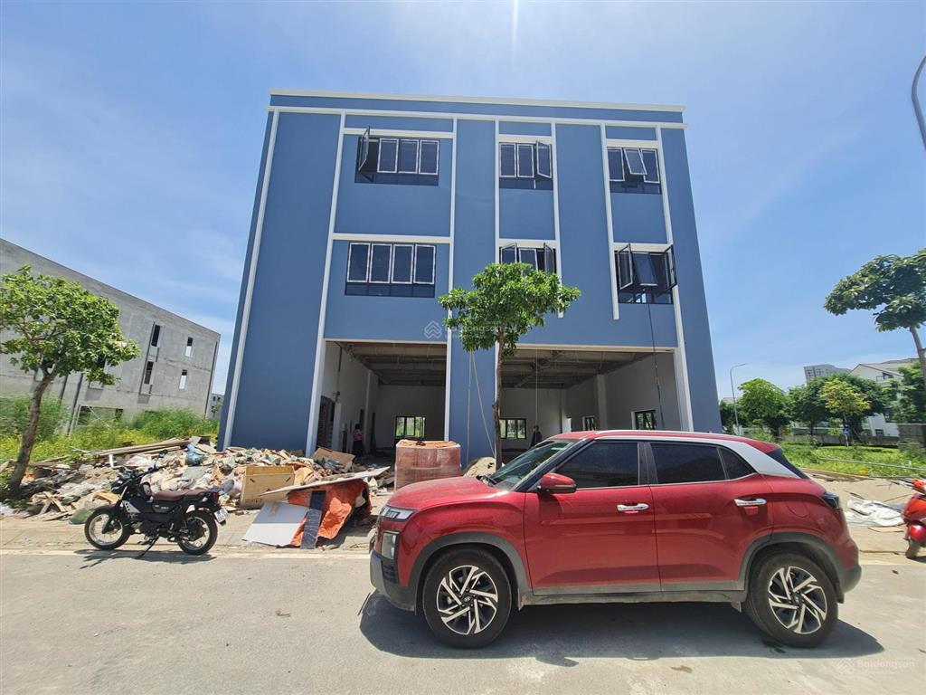 Cho thuê kho, nhà xưởng 750 m2, 130 nghìn / m2 tại đông la