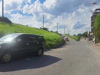 Nhà đẹp bát khối  hiếm  ngon  bổ  rẻ  ô tô đỗ cửa, view thoáng, chưa đến 7 đồng