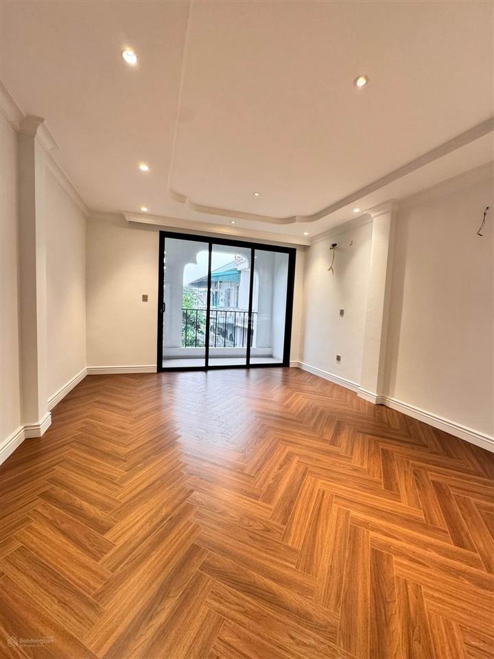 Siêu phẩm việt hưng view hồ, kế công viên long biên giá cực tốt