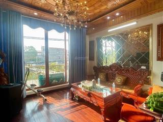 Nguyễn văn cừ  48m2 x 5 tầng, ngõ ô tô, ngay trung tâm, chỉ nhỉnh 10 đồng