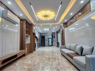 Phố cổ ngọc lâm, hàng xóm mipec, nhà mới 50m2, 7 tầng thang máy, ô tô ngủ trong nhà