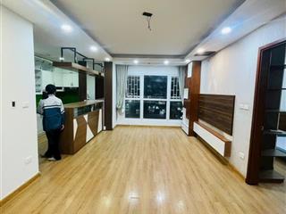 Chính chủ cần chuyển nhượng căn 86m2 tại ct8d nhà tầng trung view thoáng hướng mát sẵn nội thất