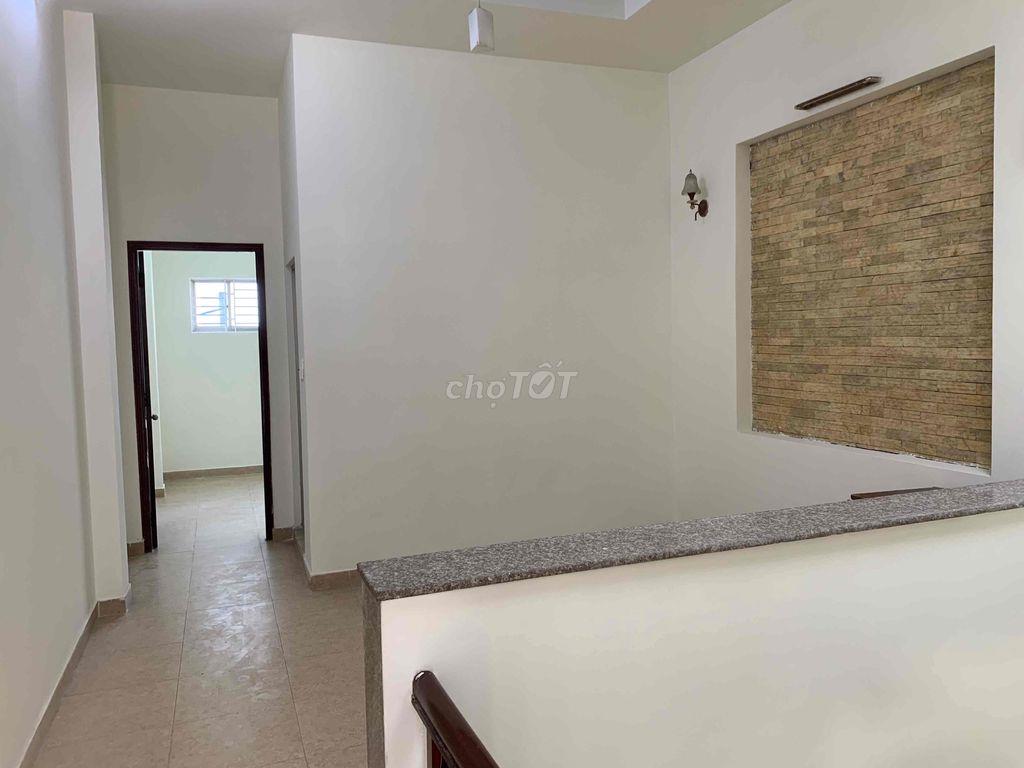 Cho thuê nhà nguyên căn hẻm xe hơi thông