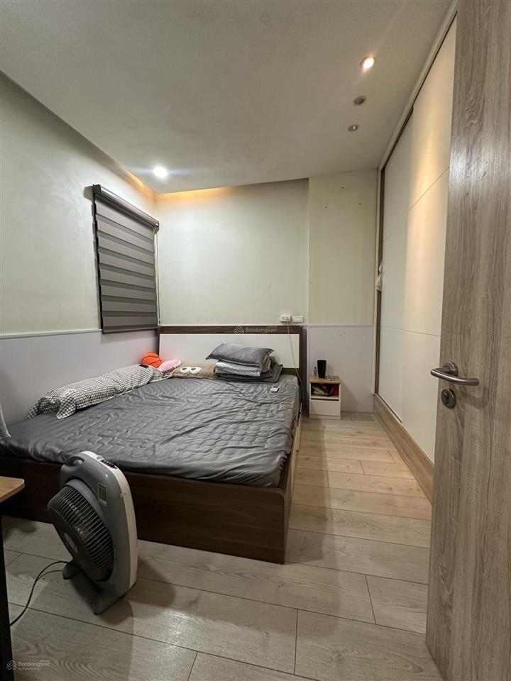 Bán căn hộ golden west 2 ngủ 2 vs căn góc 75,5m tầng trung full đồ giá chỉ 6,2 tỷ có tl 0941 535 ***