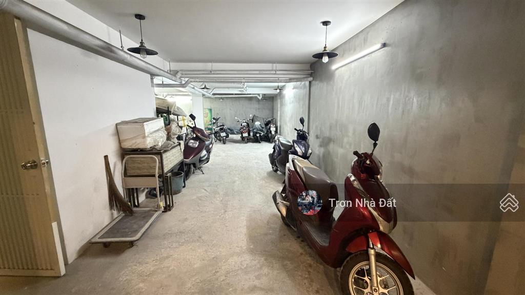 Bán biệt thự sadeco ven sông q7 | hầm 4 lầu thang máy | ở liền giá mềm call 0909 227 ***