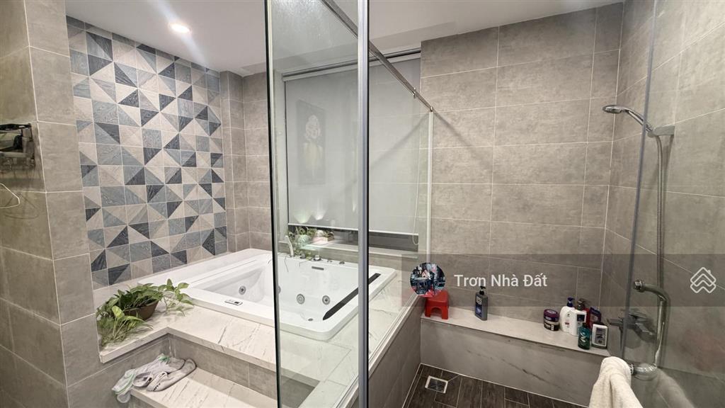 Bán biệt thự sadeco ven sông q7 | hầm 4 lầu thang máy | ở liền giá mềm call 0909 227 ***