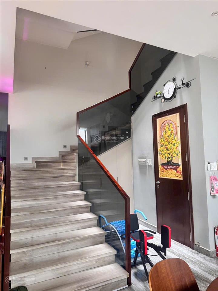 Bán biệt thự trung sơn góc 2mt | 10x20m | hầm 3 lầu nội thất cao cấp giá mềm