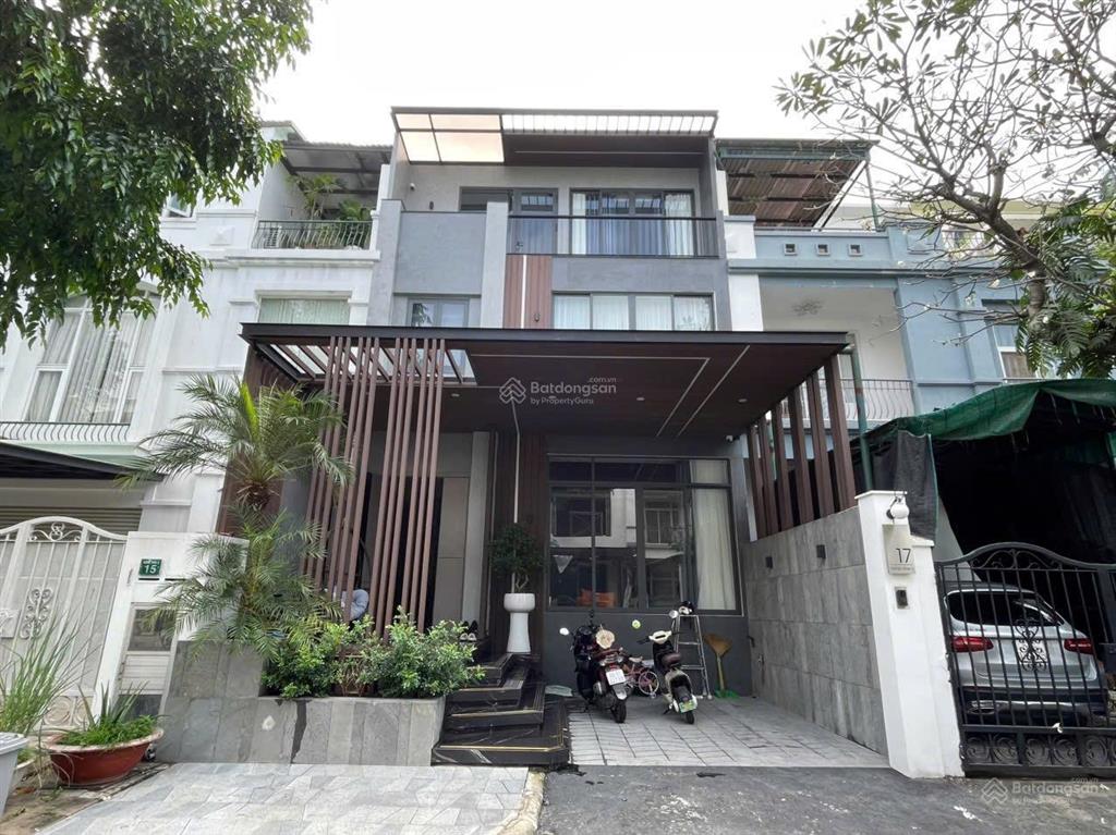 Bán biệt thự hưng thái phú mỹ hưng q7 nhà đẹp full nội thất ở liền giá mềm call 0909 227 ***