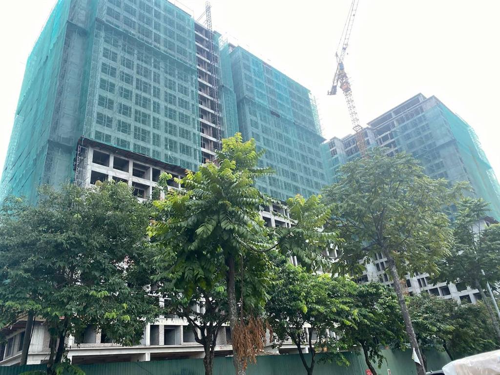 Chủ nhà bán gấp căn chung cư 1pn+1 hướng mát view hồ sen tầng đẹp tại chung cư ruby park long biên