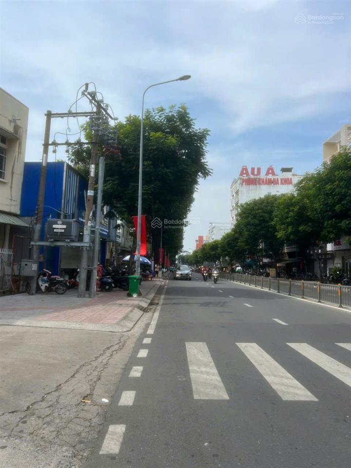 Hhmg cho thuê mt 425  425a nguyễn văn luông q6. dt 14x28m, hầm 7 tầng, giá 310tr/tháng