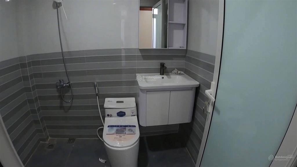Bán nhà phố 4 tầng 105m2 phường mỹ thượng trung tâm thành phố huế 4, x tỷ